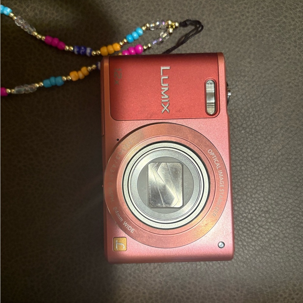 PINK DIGI CAM
Panasonic DCM-SZ10 lumix camera